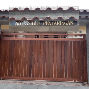 The street entrance to Accessible Penyaringan